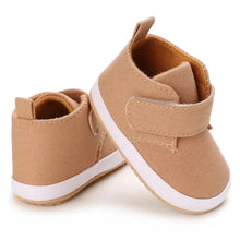 Load image into Gallery viewer, Bailey's Bear Necessities Hamper