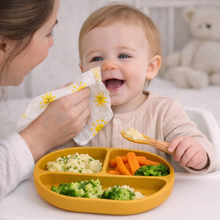 Load image into Gallery viewer, First Bites & Play Keepsake Hamper