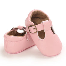 Load image into Gallery viewer, Little Bunny Welcome Gift Box

