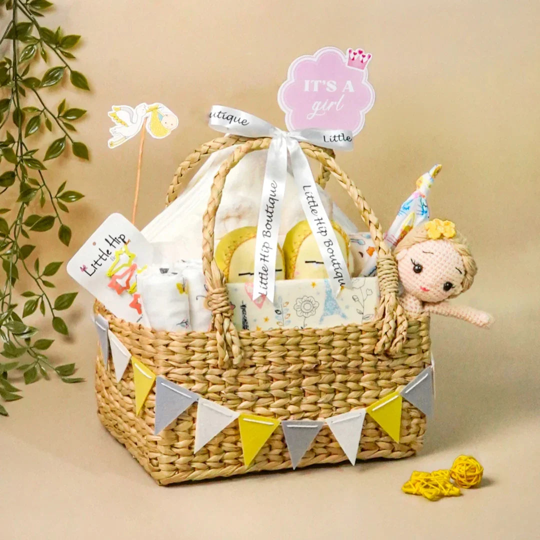 Hamper Girl Baby Shower Presents Baby Gift Basket/ Gifts For Baby